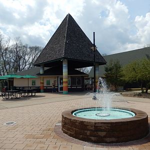 5/2/2018 - Entry Plaza