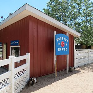 Children's Farms - American Farm - Poultry House