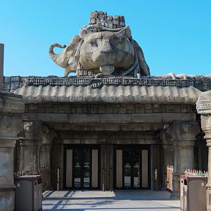 Lost Kingdom - Viewing Building Exterior