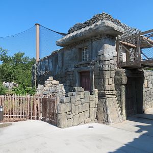 Lost Kingdom - Malayan Tiger Exhibit 2 - Overhead Transfer Chute