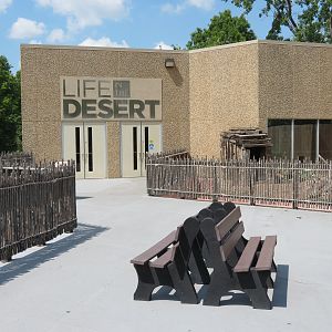 Wild Life Trek - Life in the Desert - Exterior