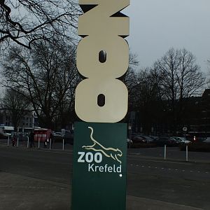Signage outside main entrance of Zoo Krefeld