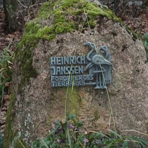 Memorial for first director of Zoo Krefeld