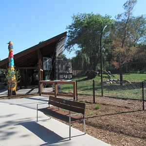 Fortress of the Bears: Grizzlies (New in 2018)