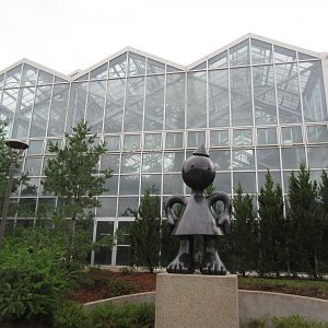 Conservatory + 'Mad Mom' Statue