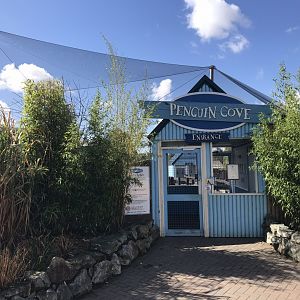 Penguin Cove entrance 100818