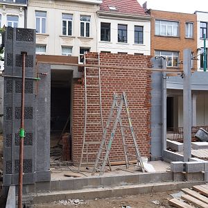Bird-of-prey aviaries rebuild  construction site