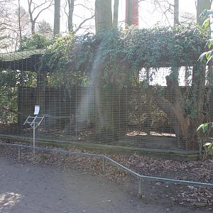 Empty enclosure