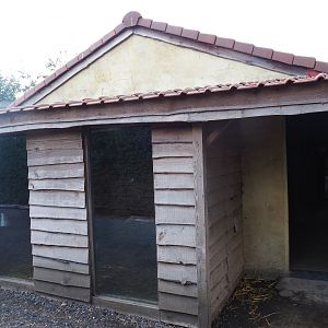 Small mammal barn access and coypu indoor housing
