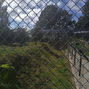 Snow Leopard containment