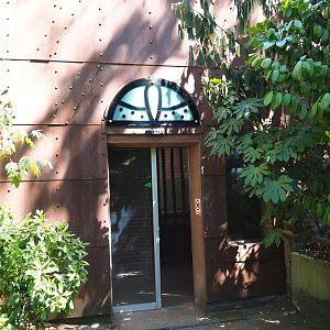 Rhinoceros house entrance