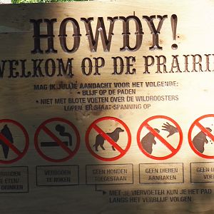 Prairie dog exhibit rules sign