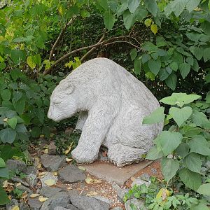 Bear-statue