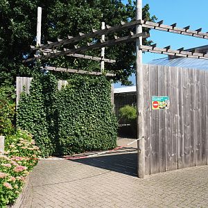 Passage to behind-the-scenes area (Sep 2nd, 2018)