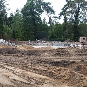 Final remains of the old ape house (Sep 16th, 2018)