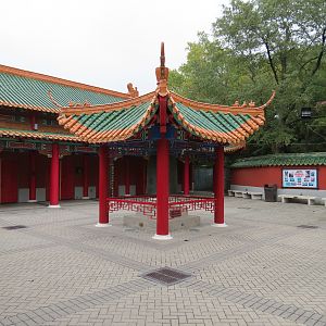 CHINA - Entry Courtyard