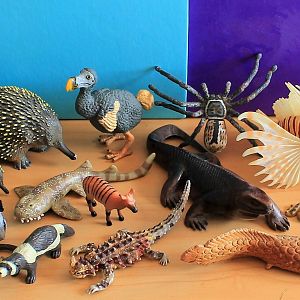 animal figurines