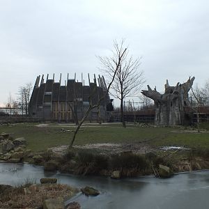 Savannehuis and environs