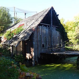 Woolly monkey house (Oct 13th, 2018)