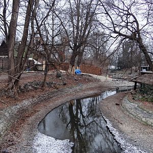 Takin and Alfred deer exhibits under reconstruction