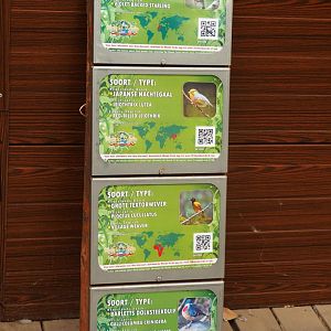 Free-ranging bird signs (Aug 28th, 2018)