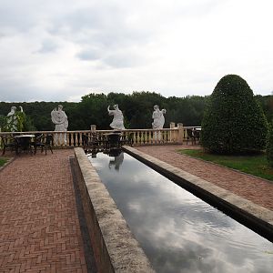 Italian gardens - Terrace, pond and viewing area (Aug 28th, 2018)