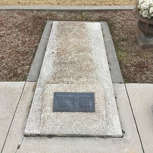 Sherman Leighty's Grave