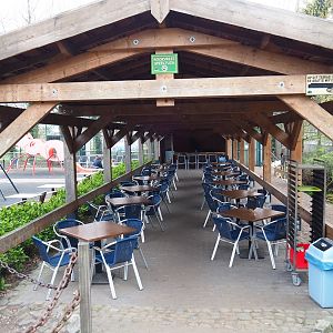 Covered patio for eating and sitting, 2019-04-06
