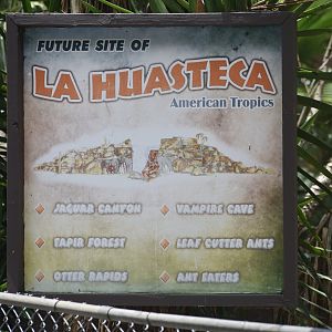 Expansion sign - LA HUASTECA
