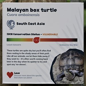 New signage in Reptile Tropics