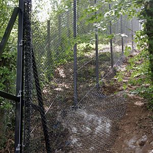 New fencing around the quarry enclosure
