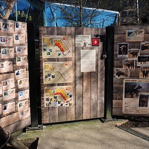 Savanna aviary signage, 2019-04-20