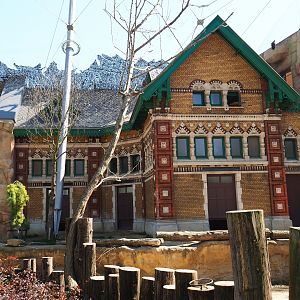 Savanna aviary bird house - Former rhinoceros house, 2019-04-20