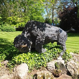 Bison statue, 2019-04-20