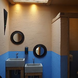 New Barbary macaque exhibit - Themed bathroom in the Moroccan pavilion, 2019-06-26