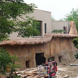 Members' preview of the new bonobo house - View of the building, 2019-06-26