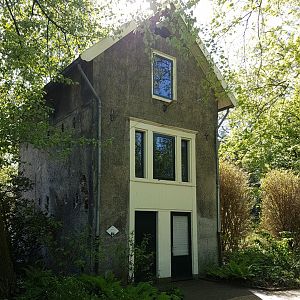 Historical incubation house