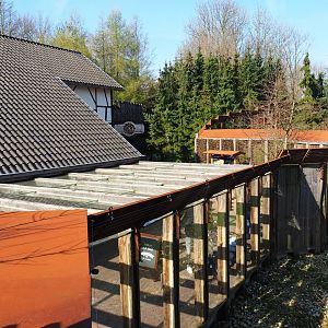 Gift shop building and Barbary macaque viewing area, 2019-03-30