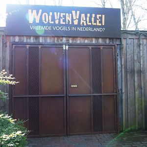 Access to the Australian and Alien species aviaries, 2019-03-30