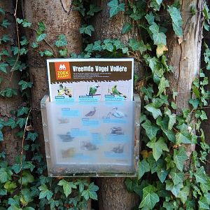 Alien species aviary bird identification card dispenser, 2019-03-30