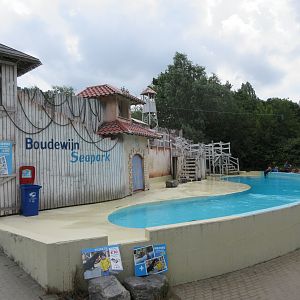 California Sea Lion Exhibit (in small stadium)