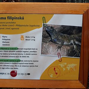 Signage example - Description in two languages!