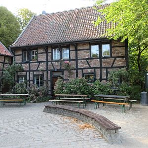 'Zoo School' Building