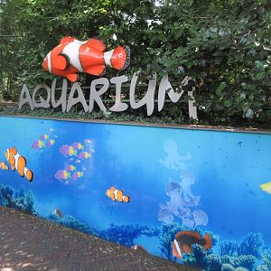 Aquarium Entrance Sign