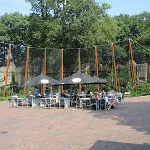 6 Hornbill Aviaries + Eating Area