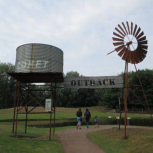 Outback (walk-through)