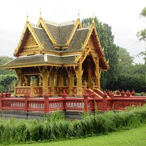 Thai Building