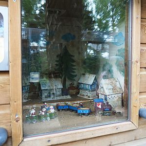 Domestic mouse exhibit, 2019-05-25