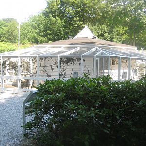 Skyttehushaven - View to aviaries