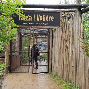 Entrance Taiga-aviary